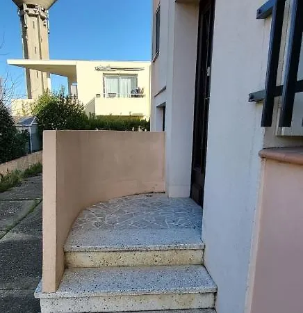 Apartment L'aube Ensoleillee Entre Plage Et Pinede *